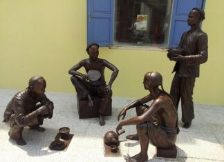 Jak się odmienia Start Up?