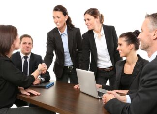 Co to jest umowa inwestycyjna?