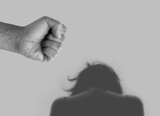 Jakie mogą powstać zagrożenia przy nie stosowaniu zasad ergonomii?