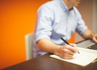 Jakie elementy składają się na organizację pracy na stanowisku? Jakie elementy składają się na organizację pracy na stanowisku?